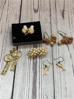 Lot of 5 Vintage Costume Jewelry: Two Dangling