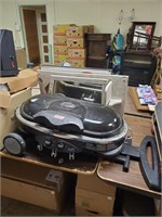 Coleman Portable Propane BBQer-Needs cleaning