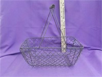 Wire basket