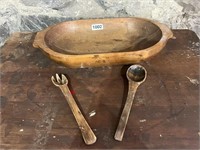 VINTAGE WOOD SALAD BOWLS W/ FORK & SPOON