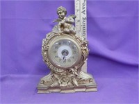 Quartz angel clock battery