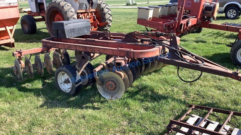 KEWANEE DISK WITH HYD LIFT CYLINDER