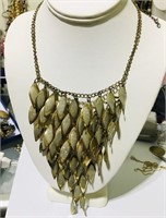 Vintage Bib gold tone necklace