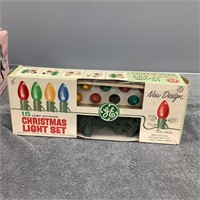 Vintage Outdoor Christmas Lights in Original Box