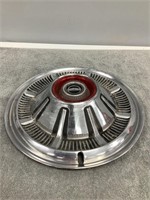 1966-77 Ford Hubcap