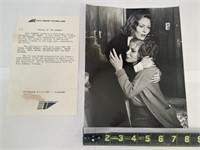 Autographed Faye Dunaway Voyage Of The Damned