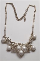 GOLD TONE w/ WHITE BEADS & CLEAR STONES NECKLACE