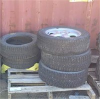 (4) Studded Tires & (1) Tire w/Rim