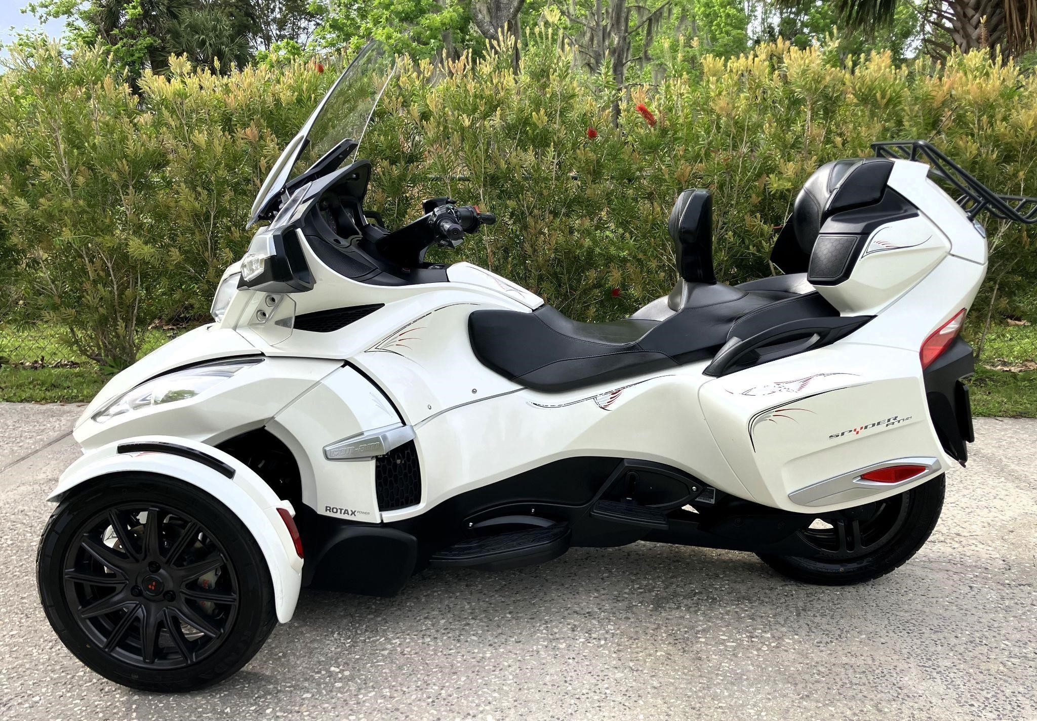 2016 CANAM SPYDER RT SE6 "LIMITED EDITION"