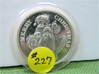 2000 Merry Christmas 1 oz. .999 Silver Coin