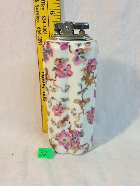 Lighters; vintage and new; Zippo; Ronson; Dixie; many more