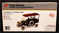 Metal Ford Model T 1912 Depot Hack scale model kit