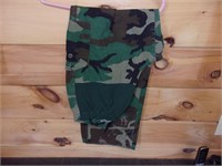 military maternity slacks 12 r used