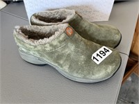 Merrell Green Fur Lined Booties Sz 8.5 U249