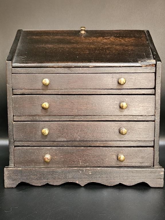 Vintage Dresser Top  Jewelry Box