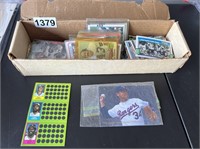 70s & 80s Baseball Cards U254