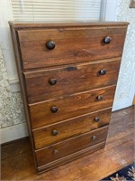 5 Drawer Wood Dresser