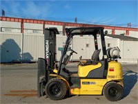 Hyundai 25L-7A 5,000lb Forklift