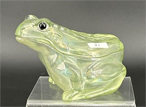 Covered Frog - ice green