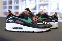 Nike Air Max 90 "Siempre Familia", M4/W5.5 NIB