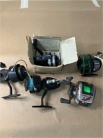 LOT DEAL OF ASSORTED FISHING REELS SHIMANO, MITCHE
