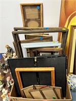 Miscellaneous picture frame lot