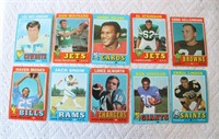 (10) TOPPS 1971 FOOTBALL CARDS