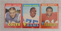 (3) 1971 TOPPS FOOTBALL CARDS