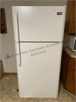 Frigidaire refrigerator, no ice maker