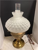 Lamp with chimney and glass globe