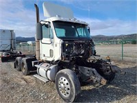 2008 FREIGHTLINER CASCADIA DAY CAB SEMI TRUCK