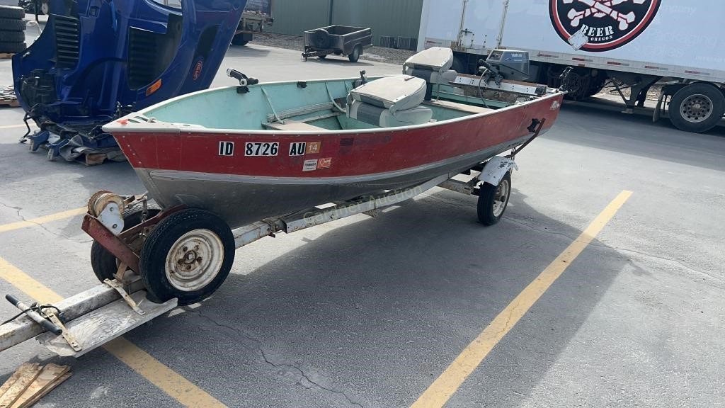 14' LUND ALUMINUM BOAT W/ TRAILER & YAMAHA 9.9