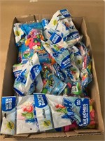 LOT OF WATER BALLOONS AND WATER BOMBS