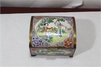 An Antique Chinese Enamel Dome Box