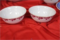 Lot of Two Chinese Export Bowls