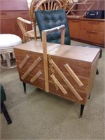 Excellent Mid Century Teak Standing Fold Out