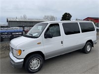 2001 Ford E-Series Wagon E-150 XL