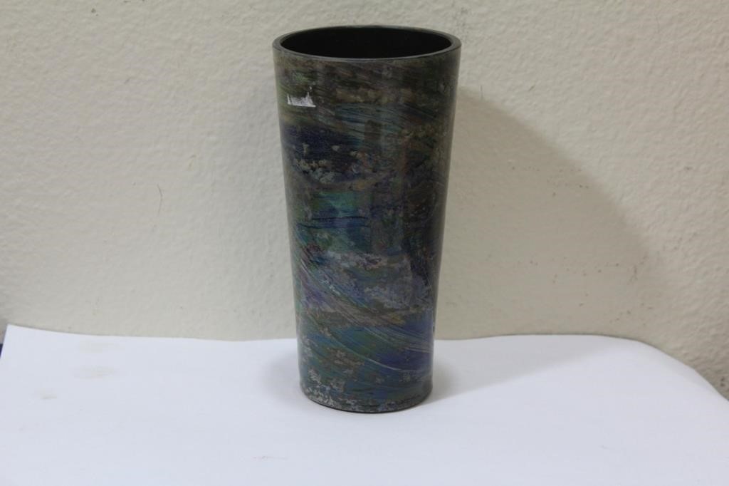 An Art Glass Tumbler