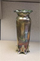 Iridescent Artglass Vase