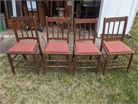 LOT (4) Walnut Kicthen Table Chairs