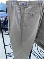 Dockers Size 36/29 and Belt