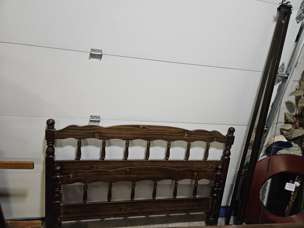 Full SZ Bed Frame  Headboard, Footboard & Rails