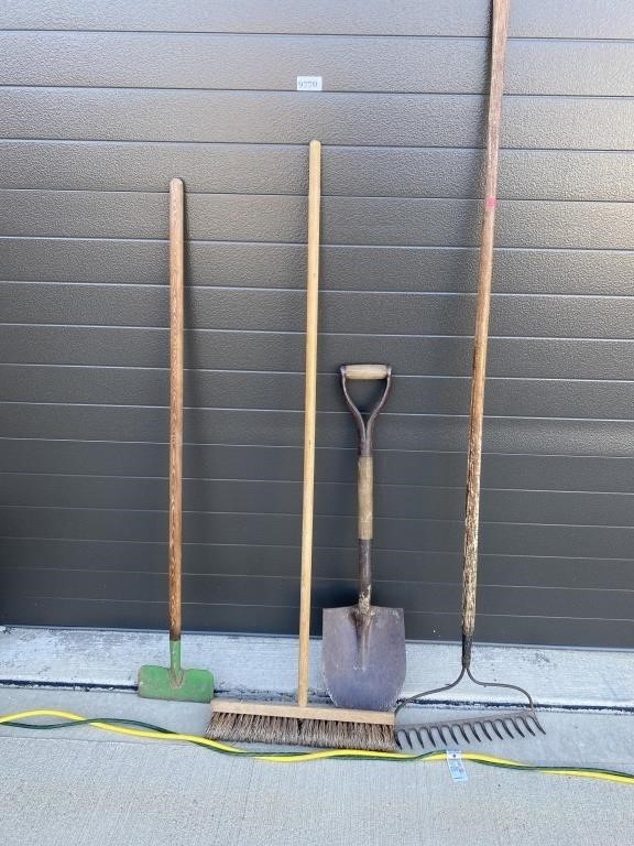 Yard/Garden Tools Shovel Rake, Broom & more