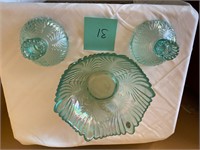 Vintage Fenton glass decorative set #31