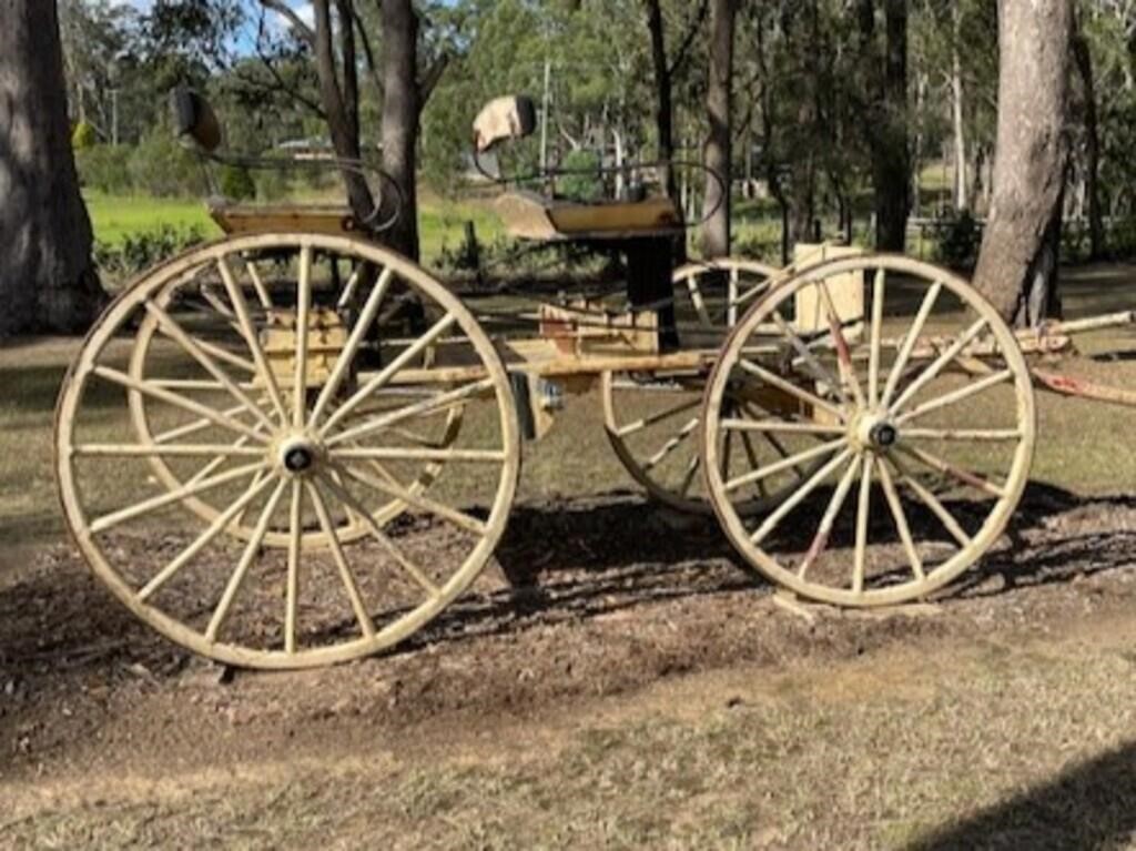 Classic car, Motorcyle & Collectable auction Paxton NSW