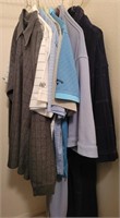 T - MIXED LOT OF CLOTHING (N40)