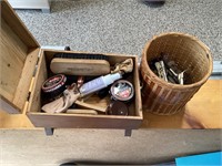 Shoeshine kit with basket of readers