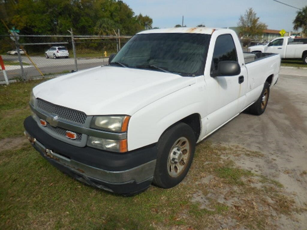 2005 Chevy Silverado C1500 Pickup