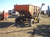 GRAVITY BOX w/ FERTILIZER AUGER