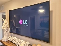 65" LG TV